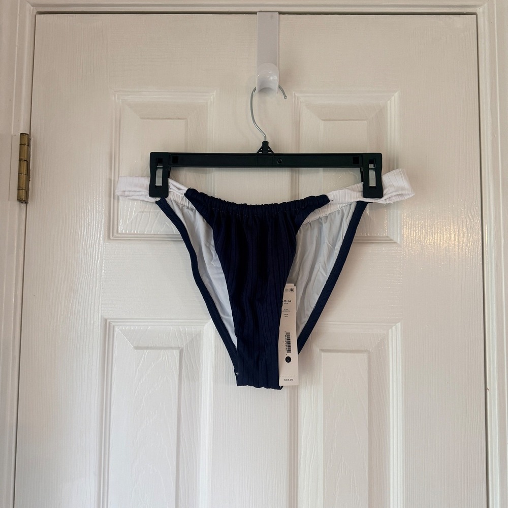 AQUA Swim Navy Ribbed Bikini Bottoms Size Medium